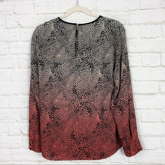 Vince Camuto Ombré Cheetah Leopard Printed Blouse - Picture 6 of 8